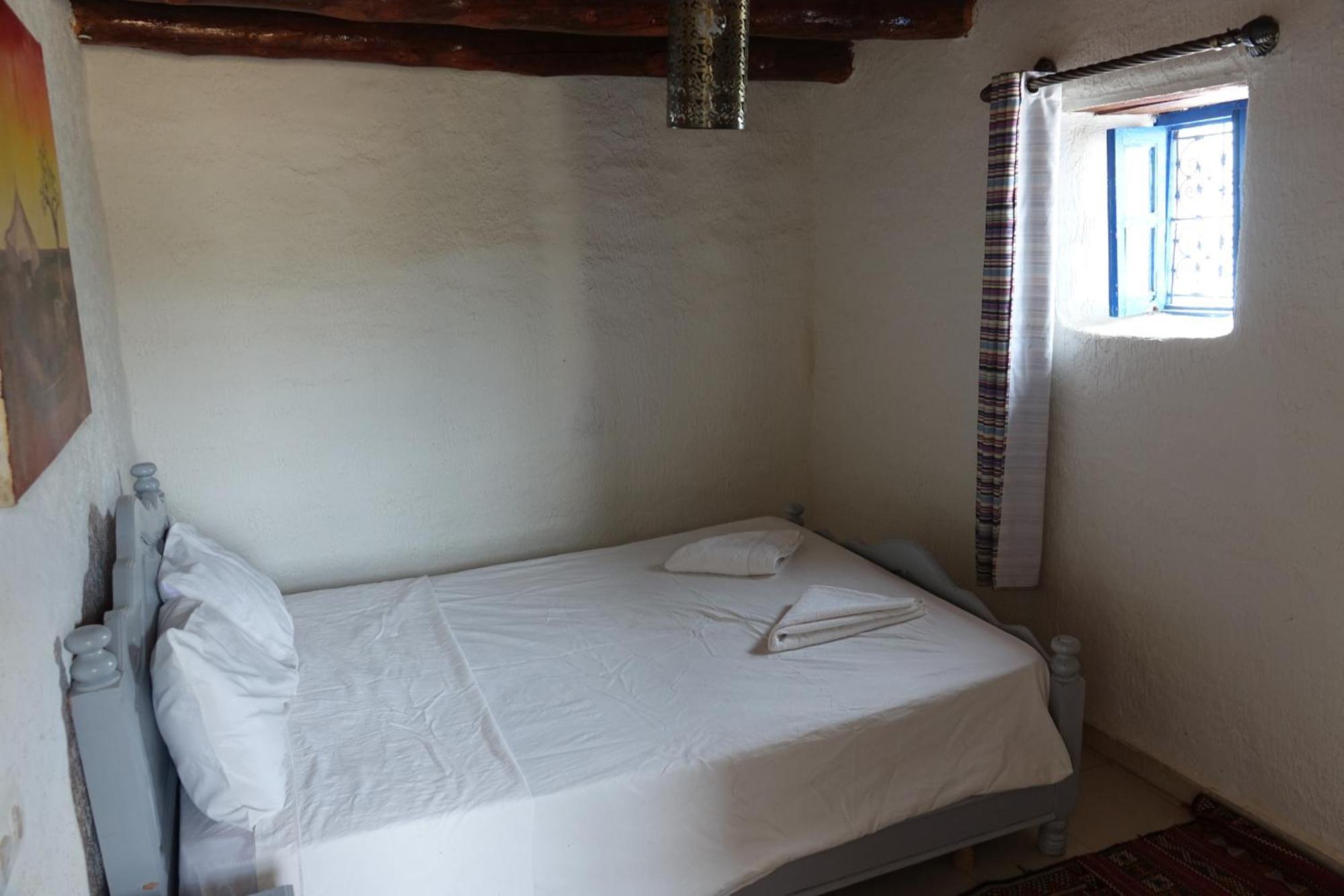 Hotel Relais De Tahla Aïn Bou Mahdi Esterno foto