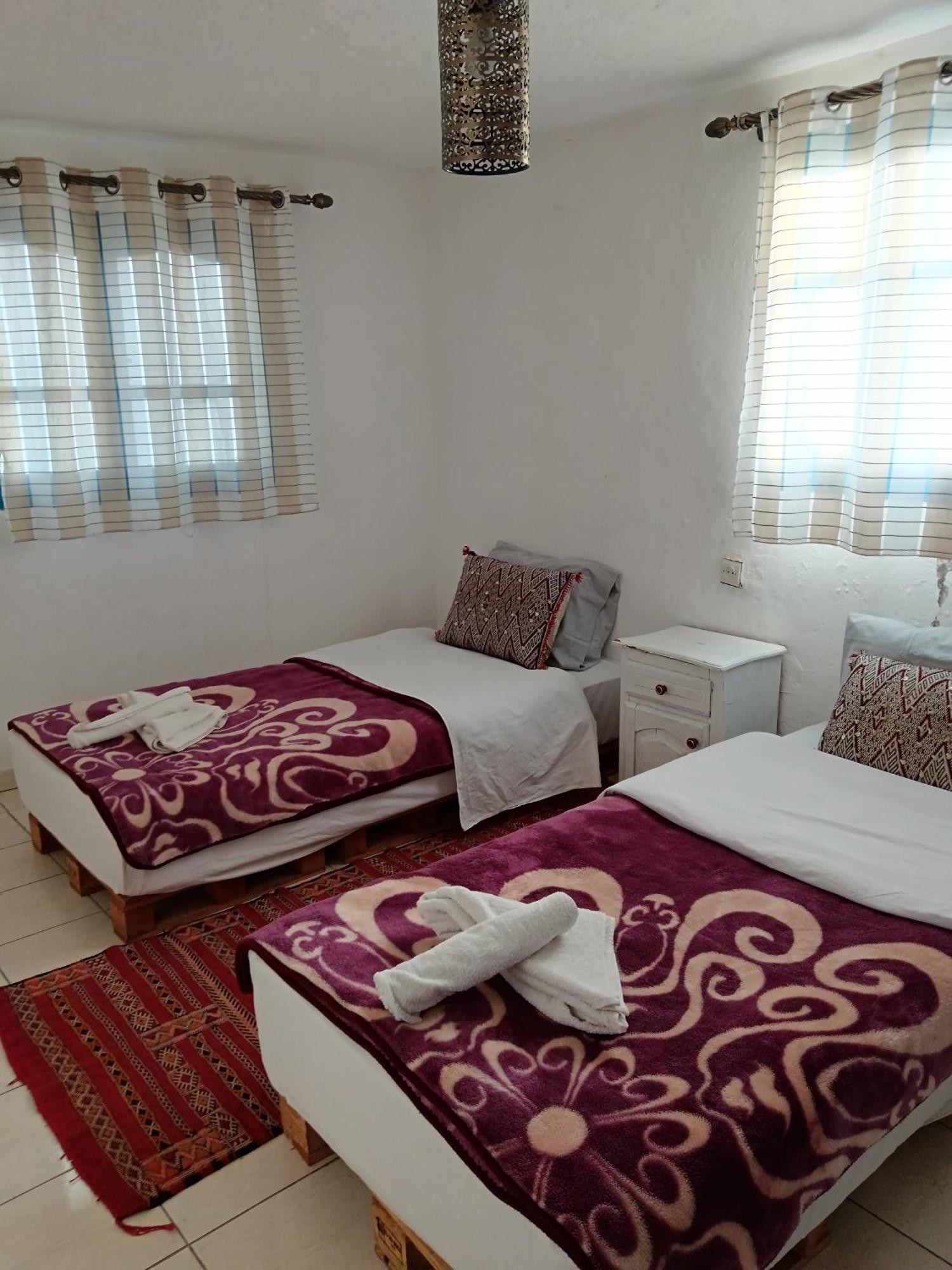 Hotel Relais De Tahla Aïn Bou Mahdi Esterno foto