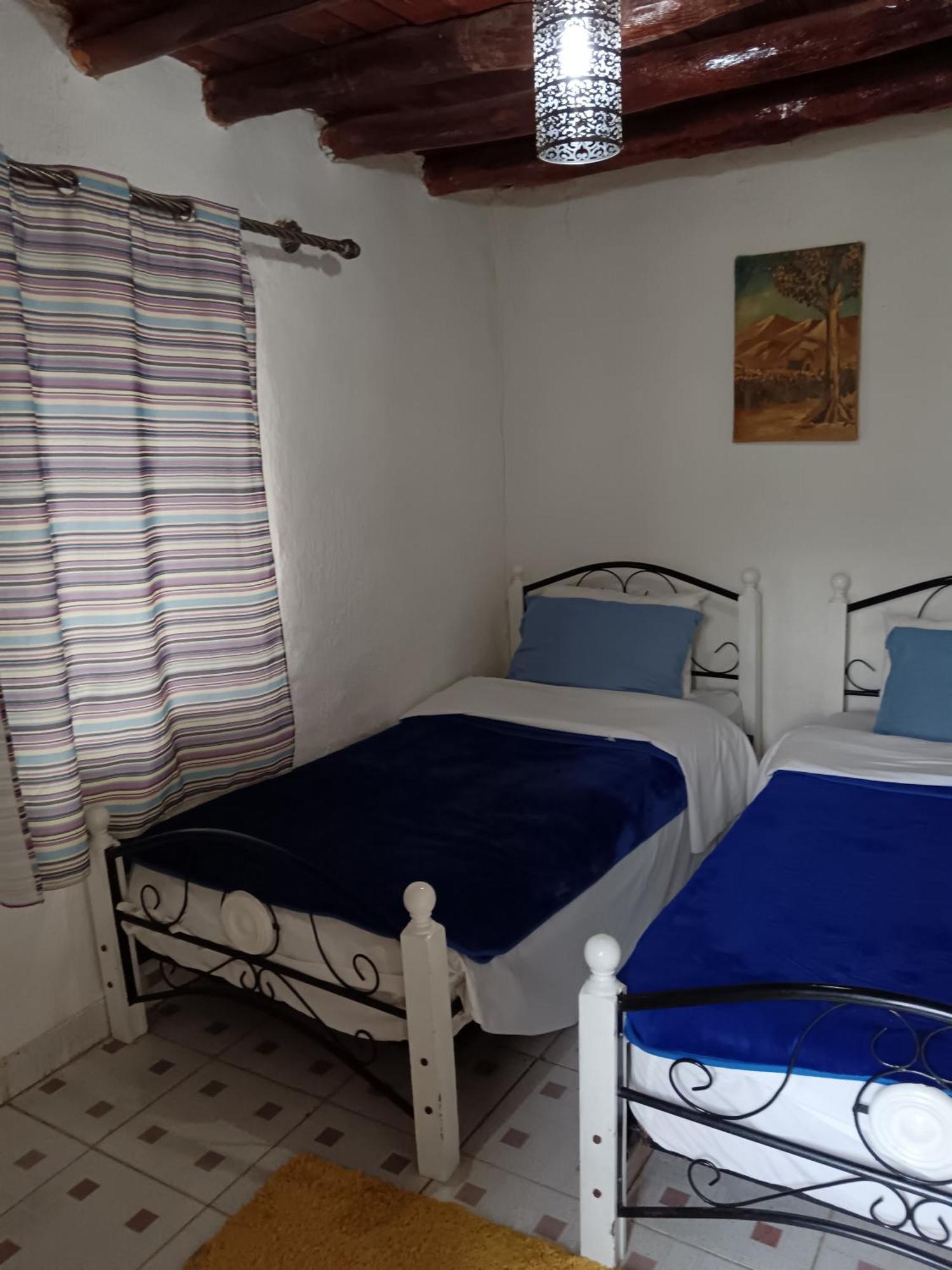 Hotel Relais De Tahla Aïn Bou Mahdi Esterno foto